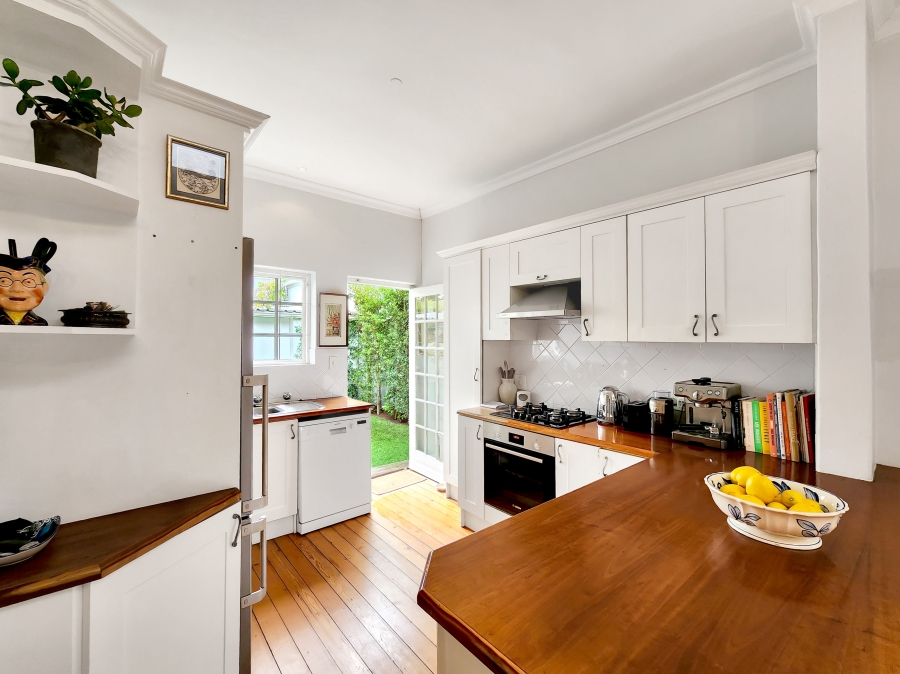 2 Bedroom Property for Sale in Newlands Western Cape